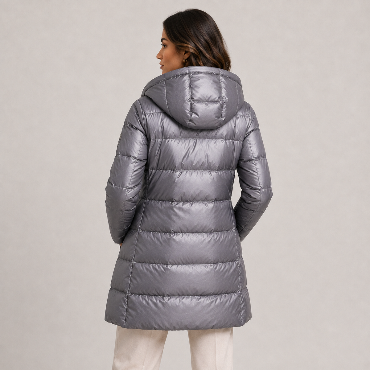 Doudoune Longue Brillante à Capuche Femme Chloé