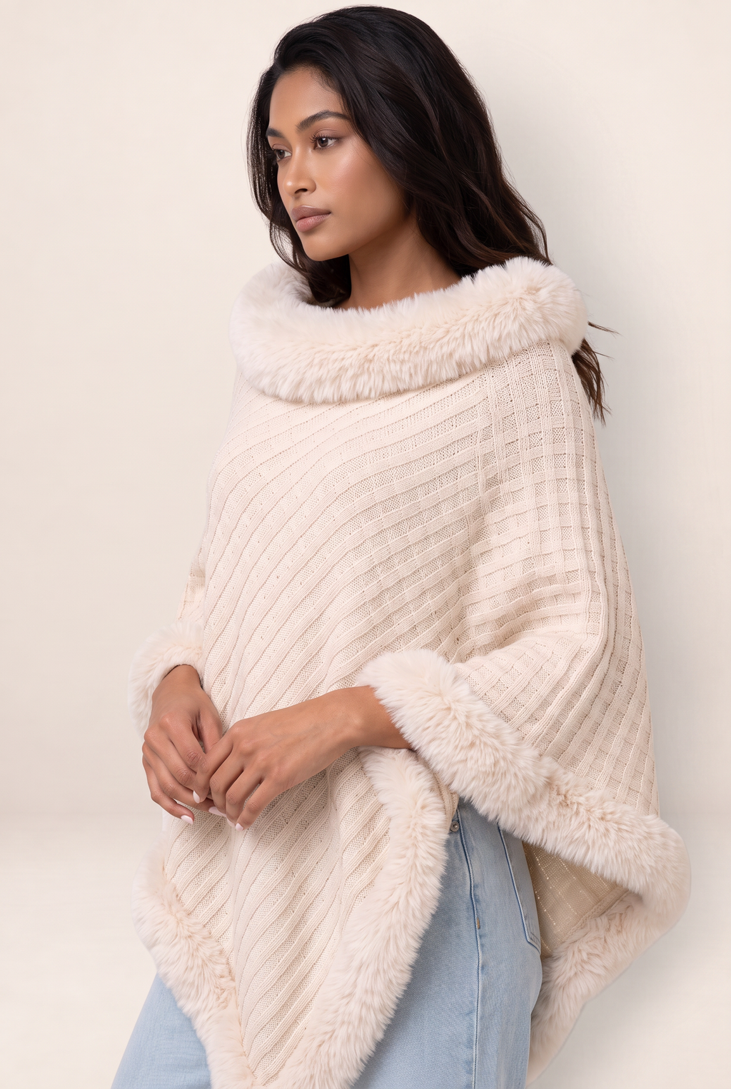 Poncho en Maille Col Fourrure Femme Yseult