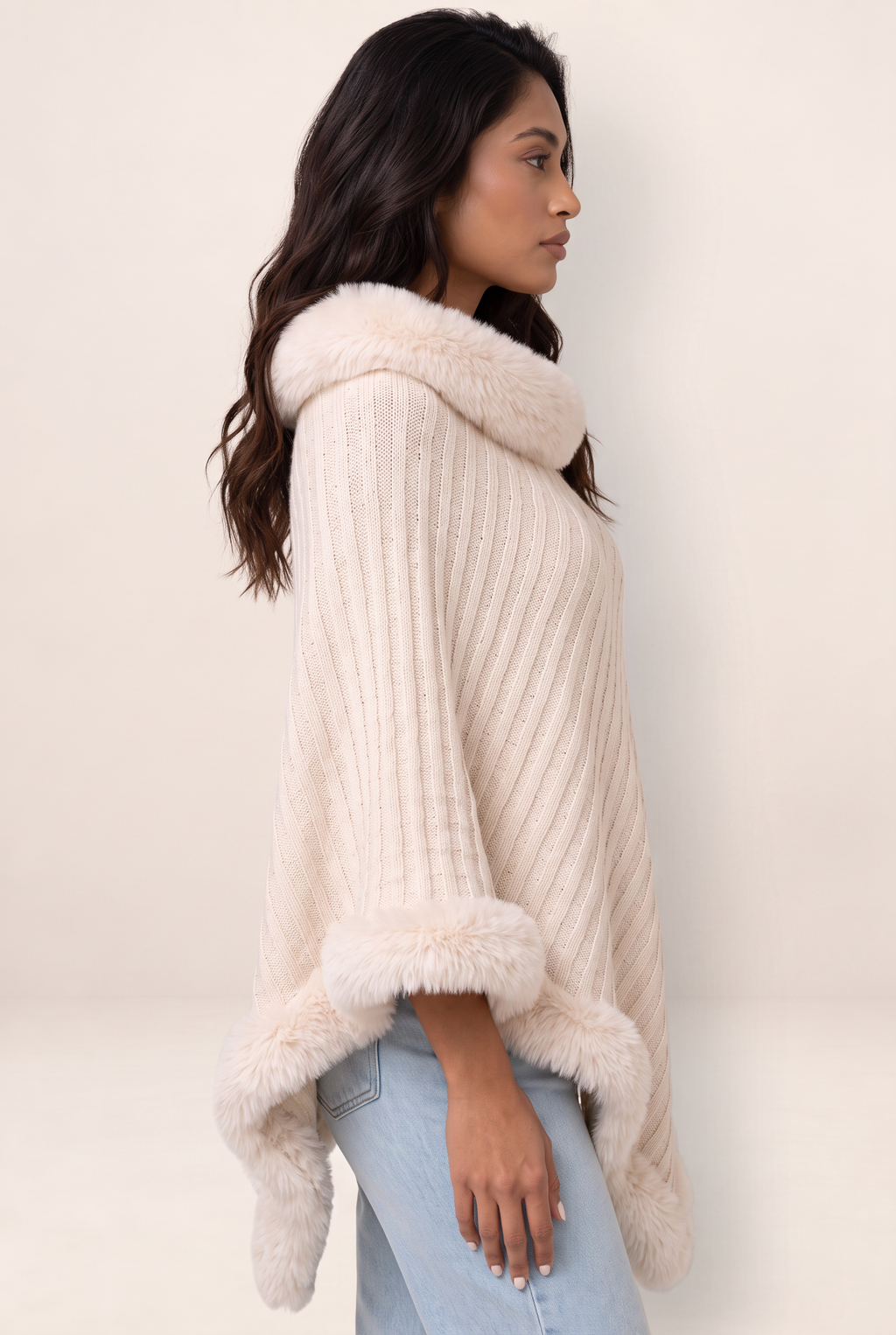 Poncho en Maille Col Fourrure Femme Yseult