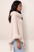 Poncho en Maille Col Fourrure Femme Yseult