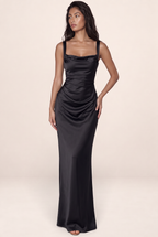 Robe Longue Satin Col Bénitier Femme Bianca