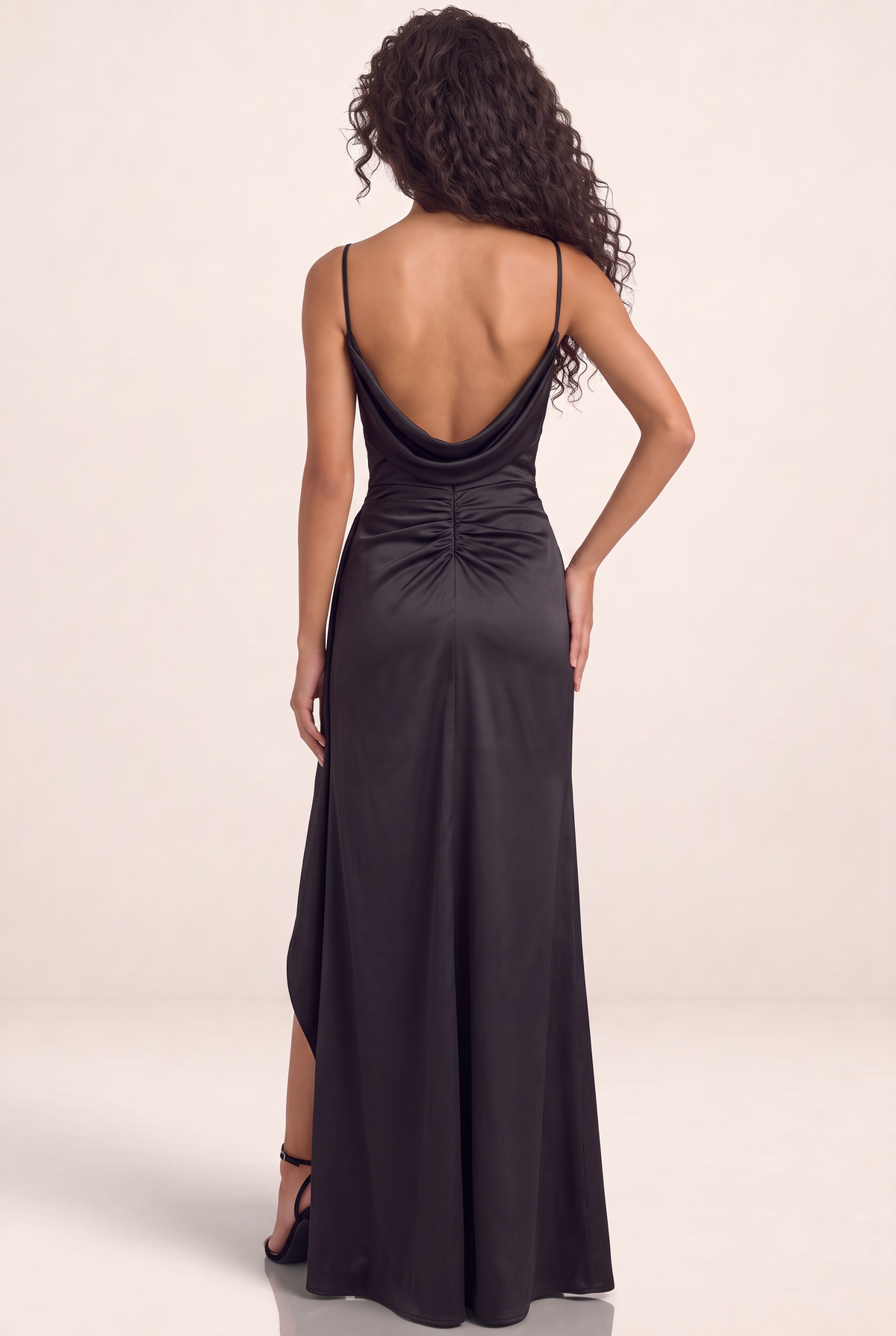 Robe Longue Satin Drapée Fendue Femme Salomé