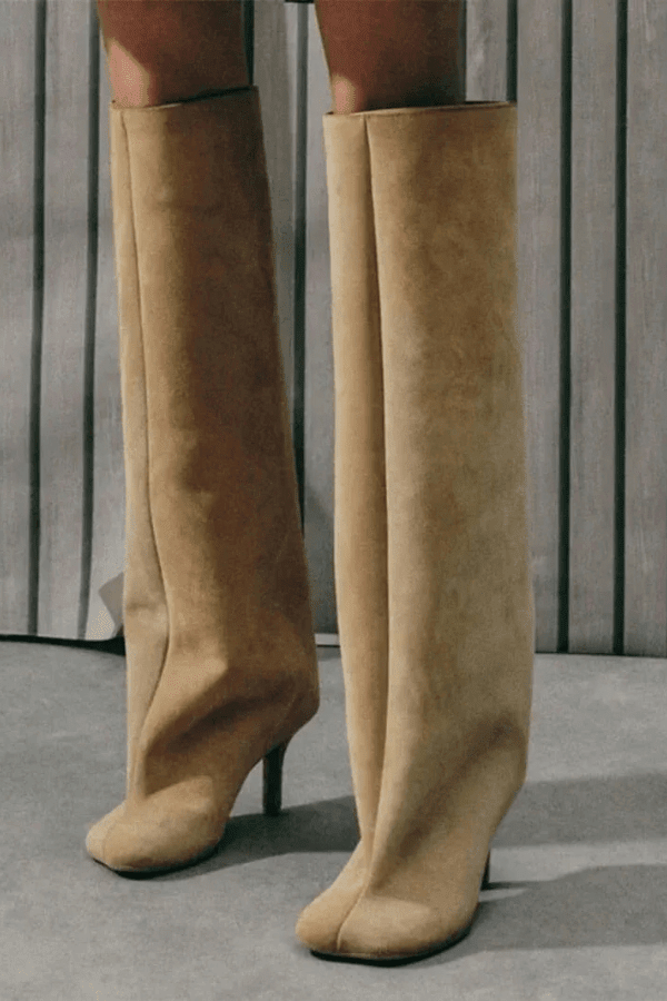 Bottes Hautes à Talon Fin en Suédine Camel Femme Héloïse